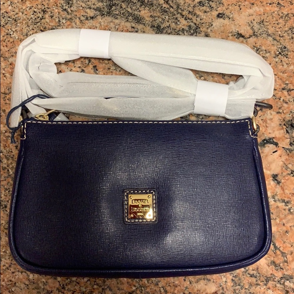 Authentic Dooney & Bourke Shoulder Bag